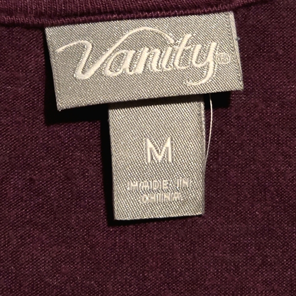 🟣Vanity Burgundy Black cOwl Chain Sequin Lace Embroidered Top Size Medium - Picture 10 of 12